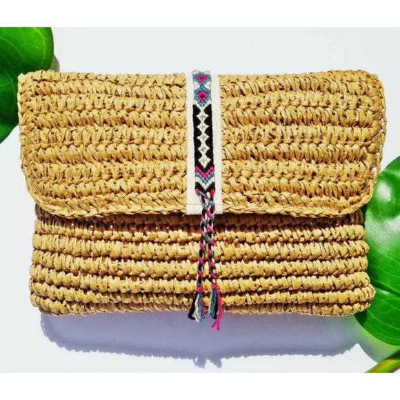 Fallon & Royce Handbags - Fallon & Royce Reese Woven Straw Embroidered Fold Over Clutch 